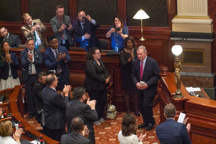 indian politicians who smoke cigarettes Durbin warns of deep divisions in farewell address to Illinois lawmakers