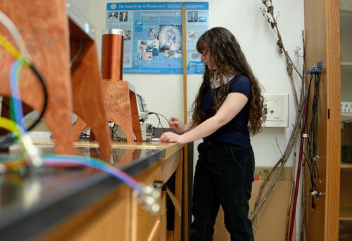 Lindquist Awarded Women in Optics Scholarship