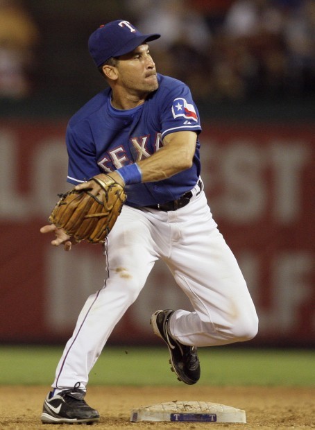 Omar vizquel deals