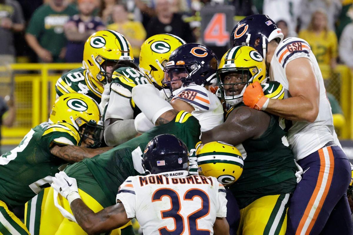 Bears' Robert Tonyan switches to hometown side of NFL's best rivalry -  Chicago Sun-Times