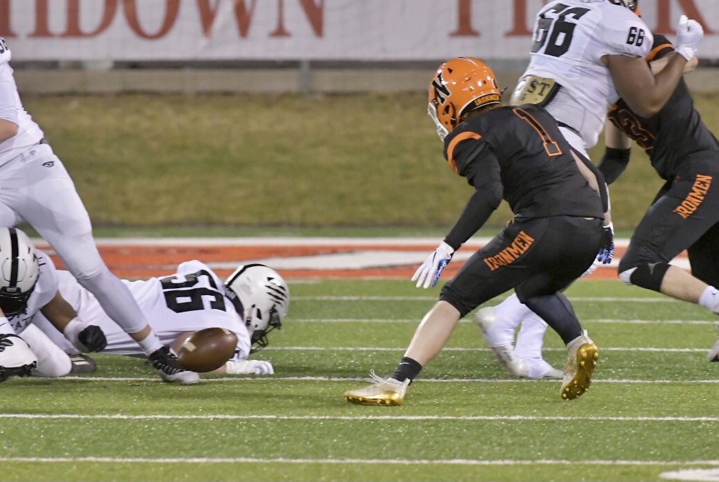 Week 1 High School Football Scores From Around Central Illinois High School Football Pantagraph Com