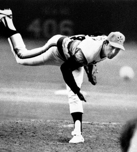 September 26, 1981: Nolan Ryan breaks Koufax's mark with fifth no-hitter –  Society for American Baseball Research