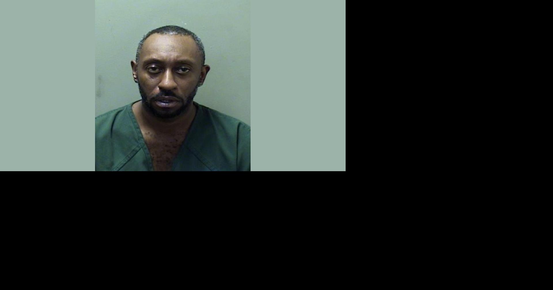 Bloomington man pleads guilty to domestic battery