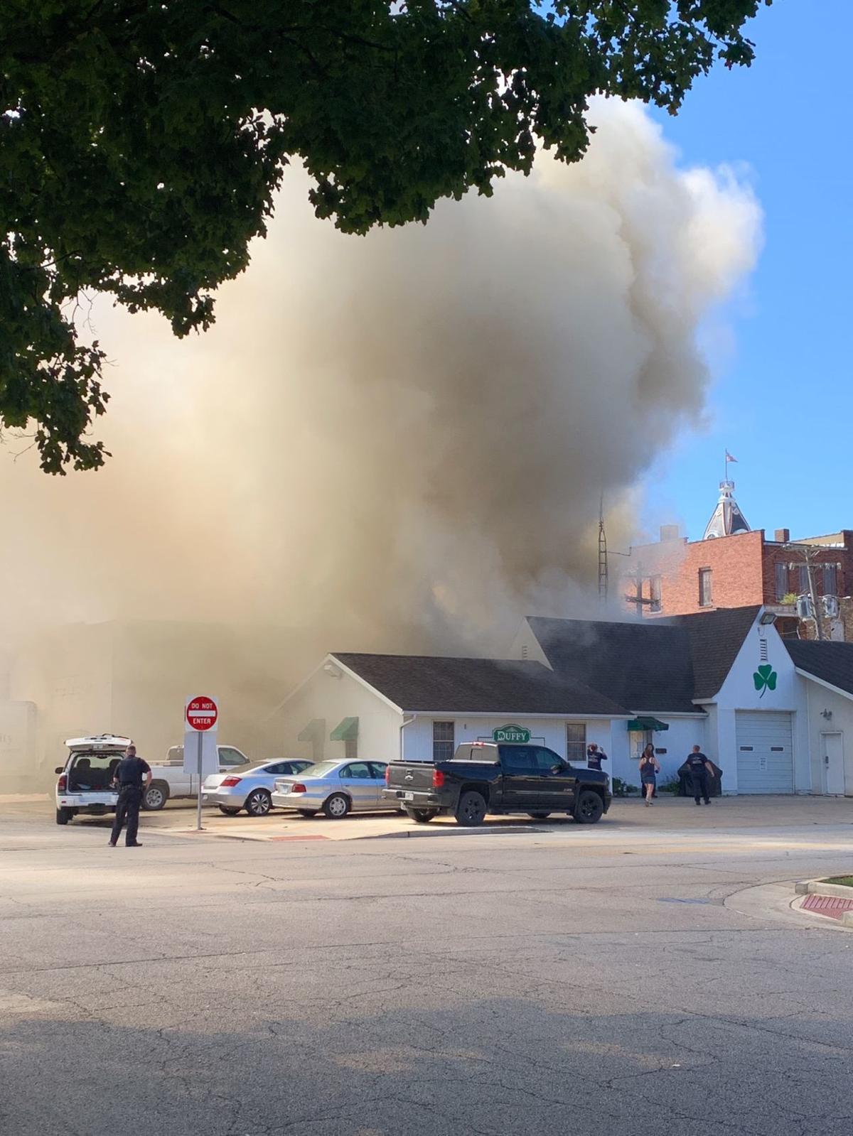 More Photos Wright S Warehouse Duffy Ems Buildings Burn In Pontiac State And Regional Pantagraph Com