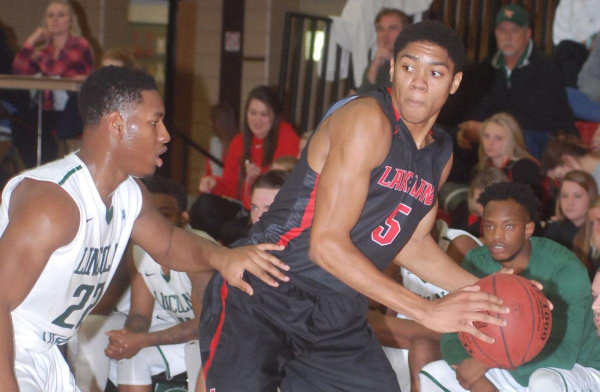 Isu Recruit Tinsley Adjusting To Increased Attention At Lake Land