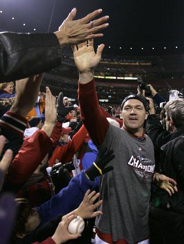 Scott Rolen - Celebrates With Fans After Winning 2006 World Series (#20)