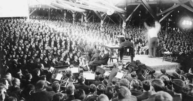 1908 photo postcard of traveling evangelist Billy Sunday