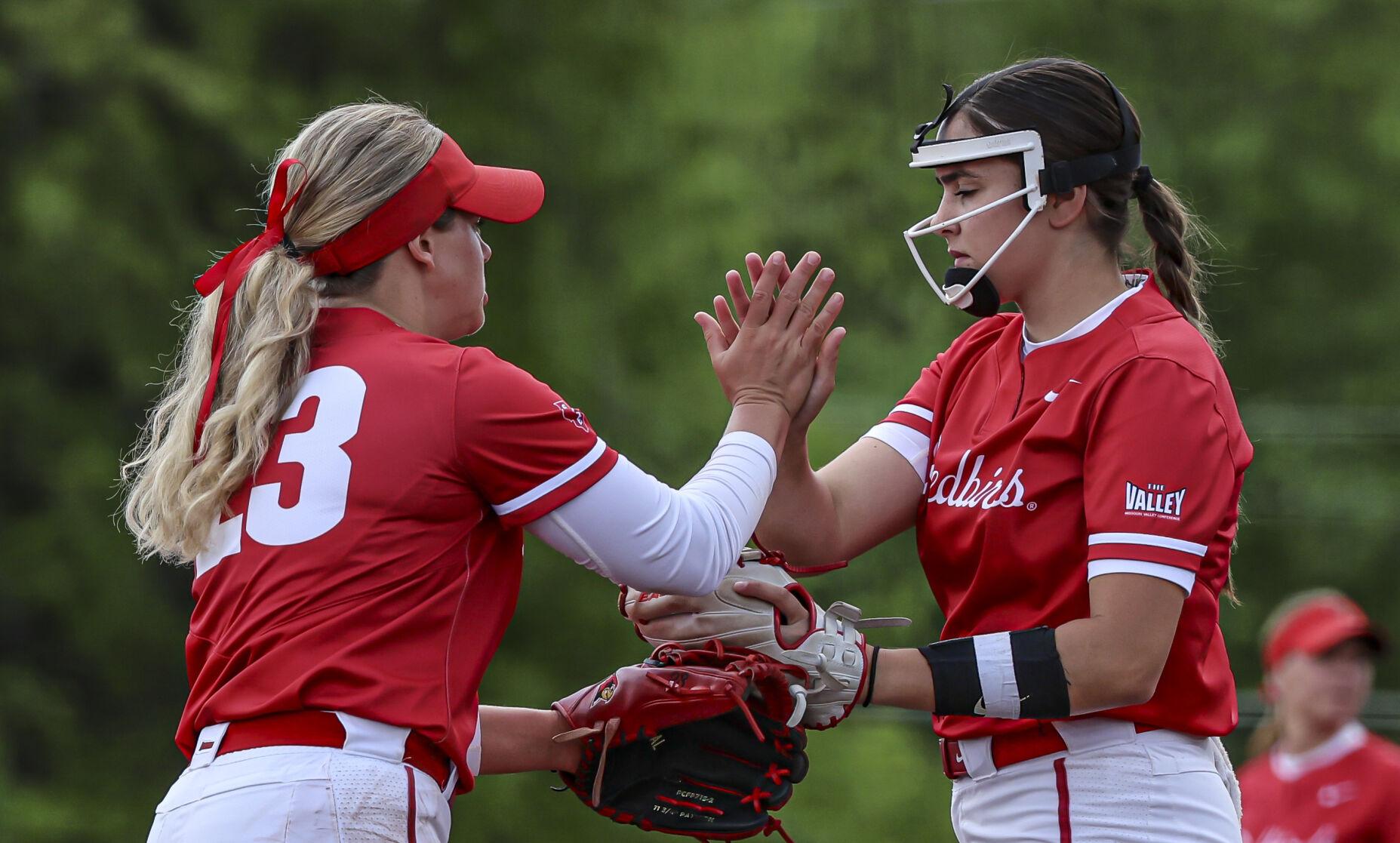 Southern Illinois softball stuns Illinois State with walkoff grand slam