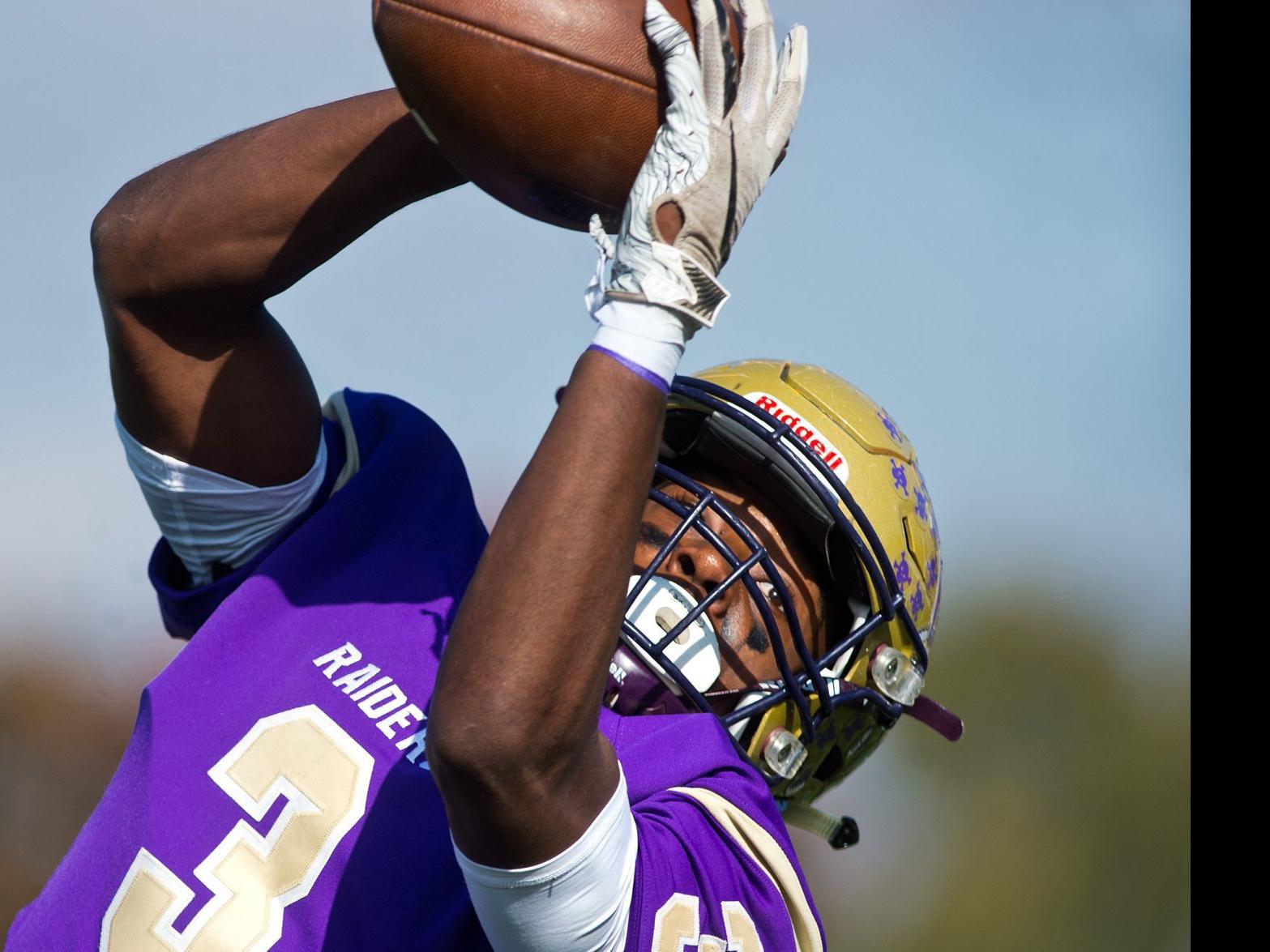 Second Half Blitz Sends Crete Monee Past Bhs High School Football Pantagraph Com