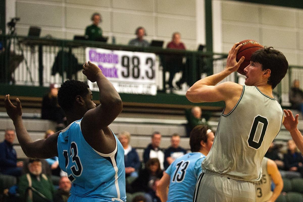 Illinois Wesleyan Basketball Knocks Off No 17 Elmhurst Illinois