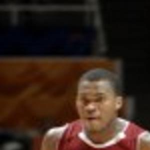 Richardson Scores 20 As Illinois Handles Siu E Men S College