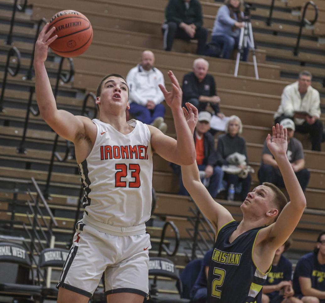Normal Community earns Midwest Crossroads Shootout victory