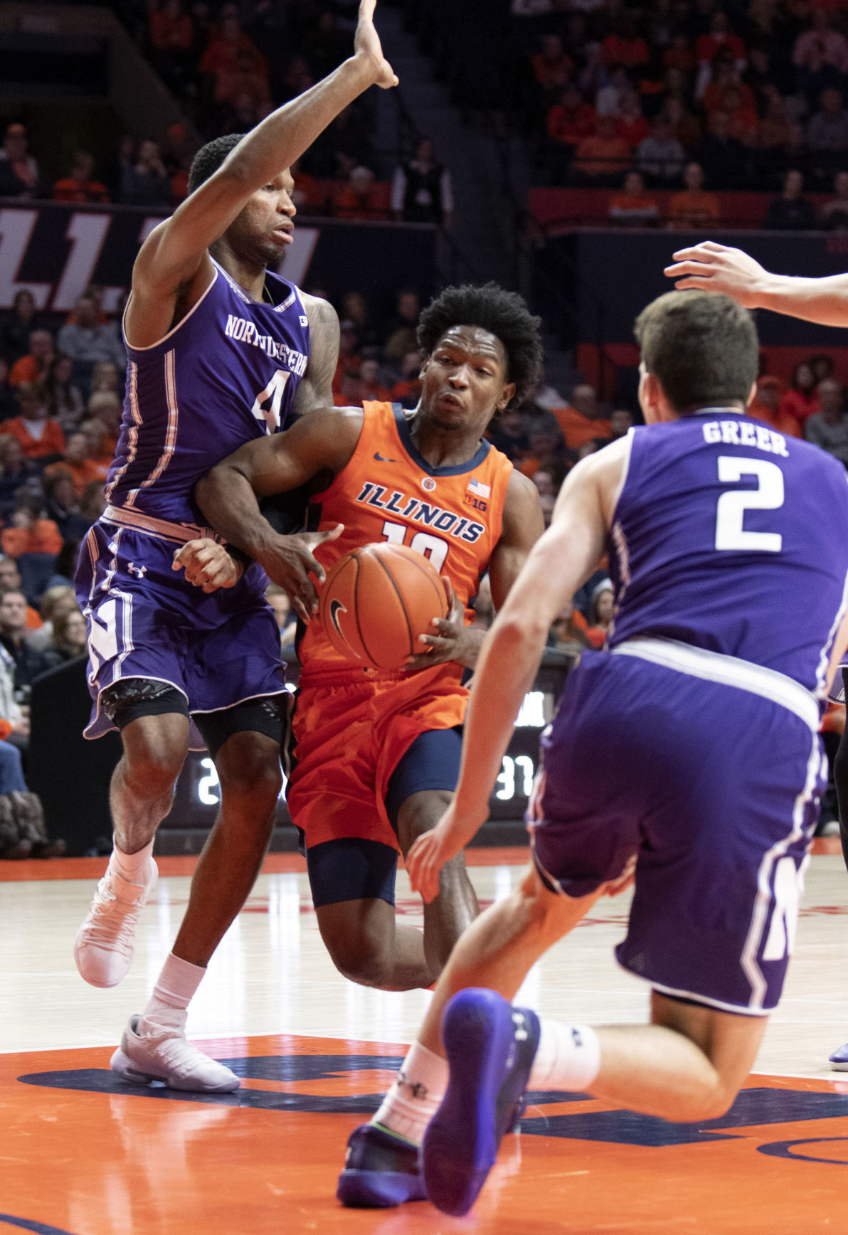 Feliz Scores 26 As Illinois Beats Northwestern Men S College
