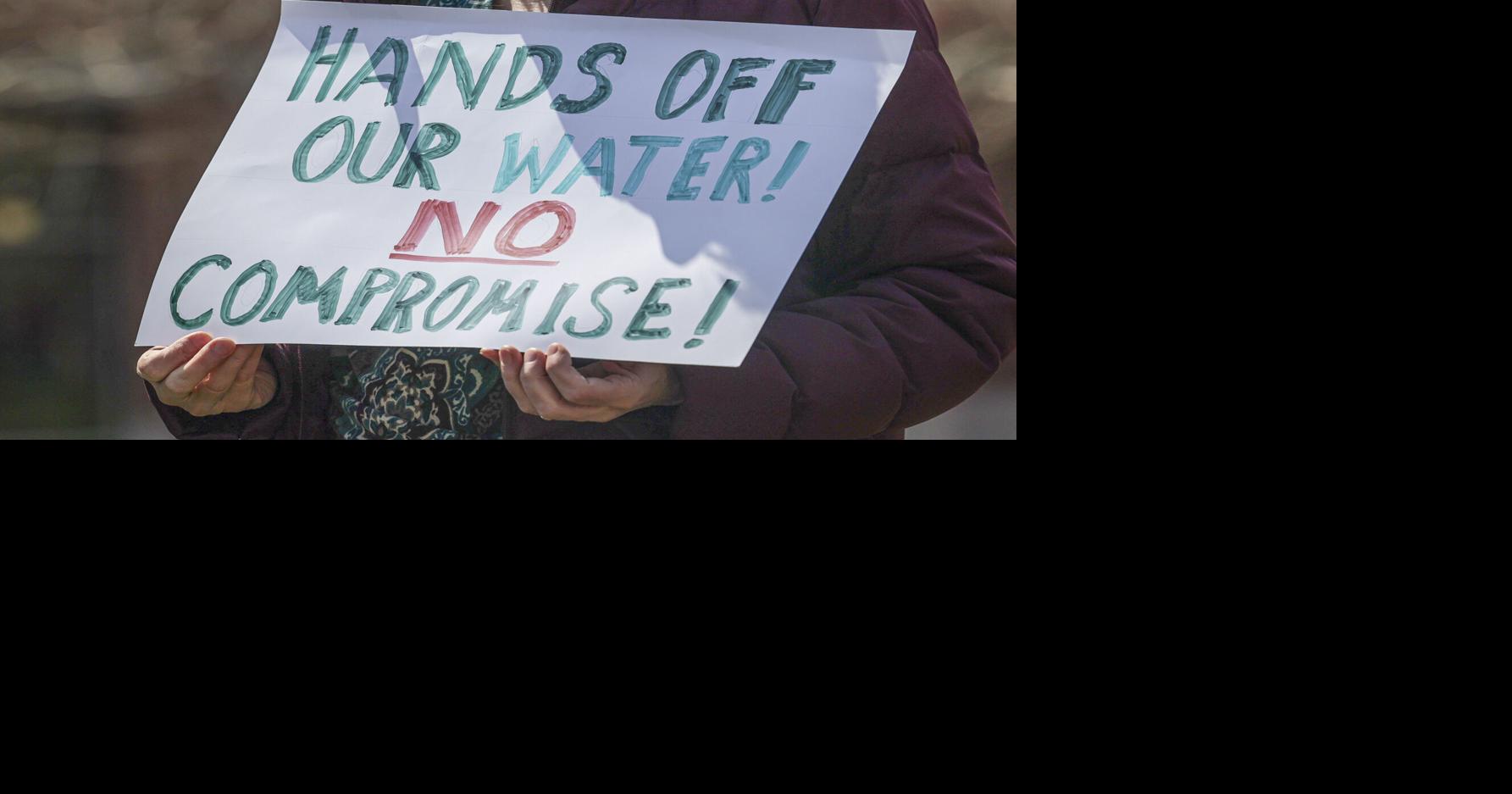 Mahomet Aquifer bill advances, but language change sparks concern