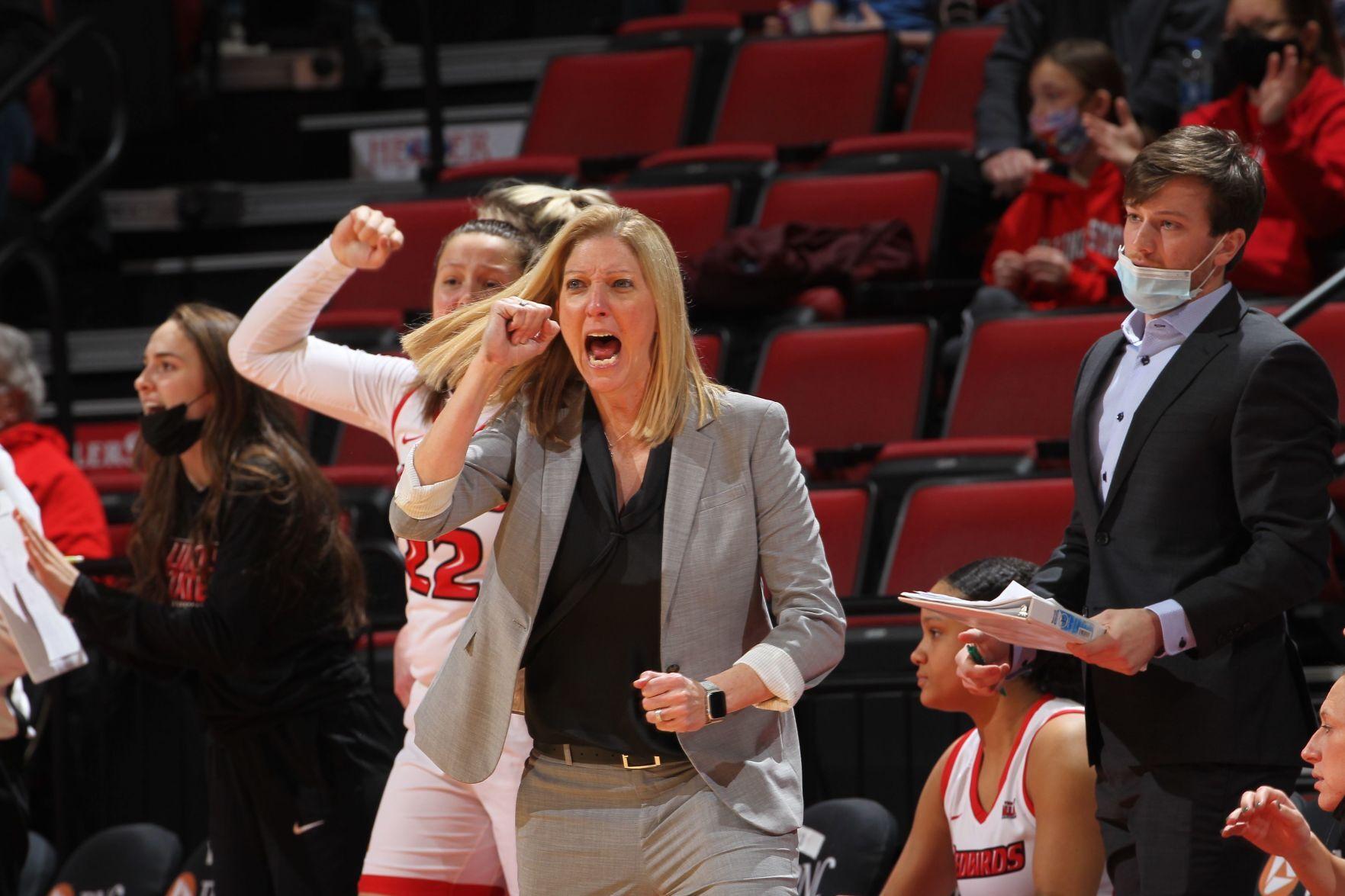 Kristen Gillespie writes her own history as Illinois State women's