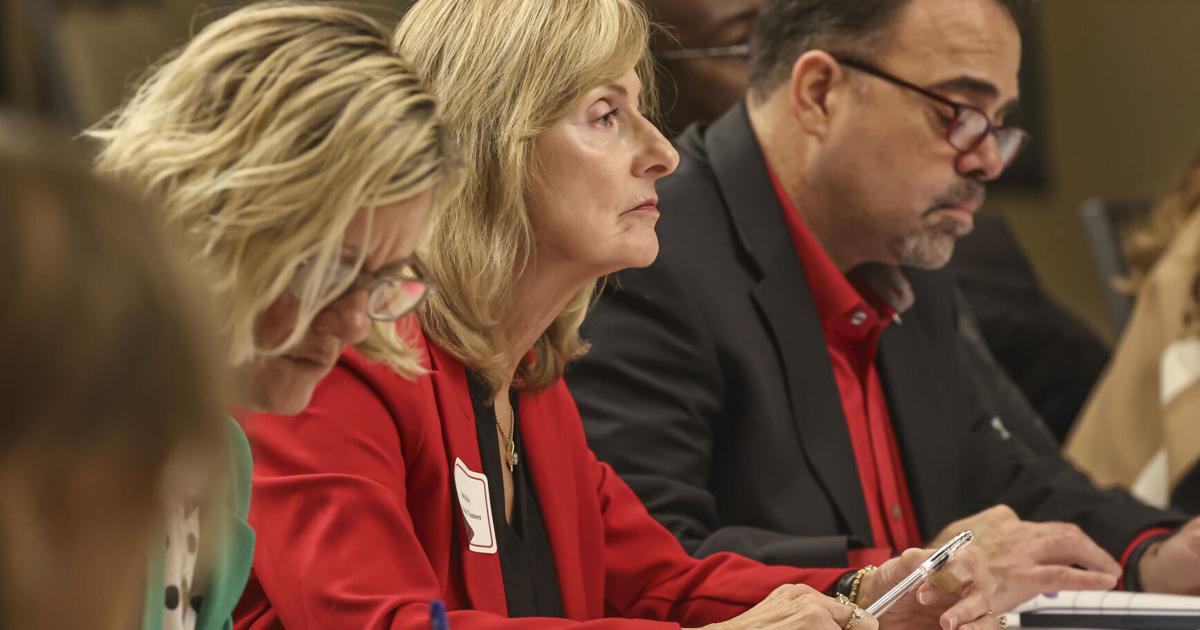 Jessica Riss Interest grows for Illinois State University presidential job
