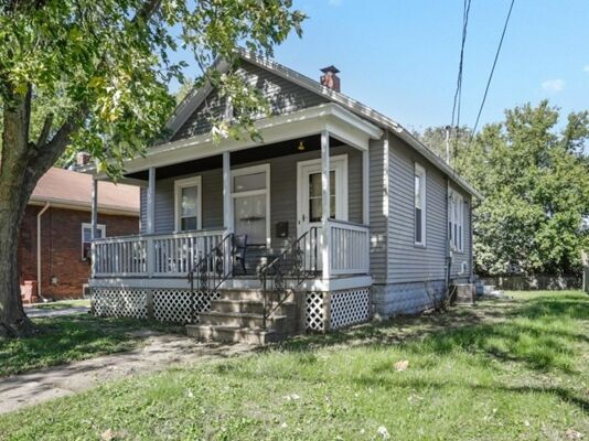 2 Bedroom Home in Bloomington - $79,900