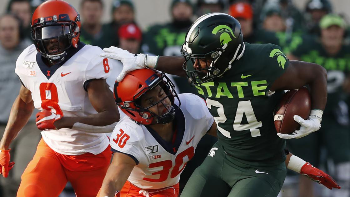 Tupper The Hug A Victory In East Lansing And Suddenly A Bowl