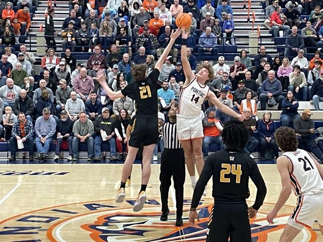 Shot clock in use as Pontiac Holiday Tournament opens