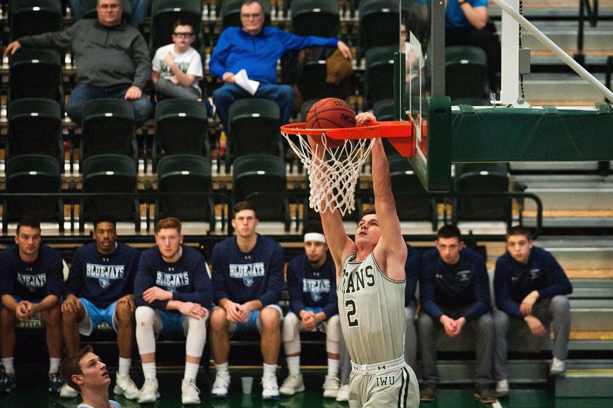 Watch Now Illinois Wesleyan Basketball To Start Jack Sikma Hall Of Fame Tournament Illinois Wesleyan Pantagraph Com