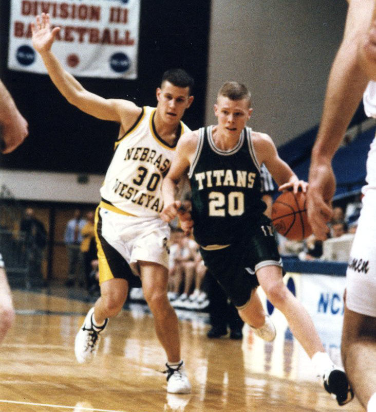 In Storied Iwu Basketball History One Team Stands Alone Men S