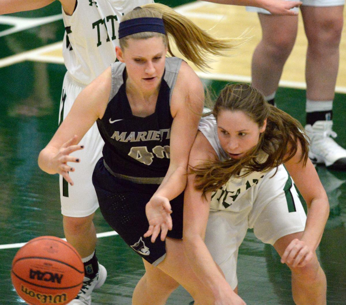 Mcgraw S 29 Leads Iwu Women Past Marietta Women S College