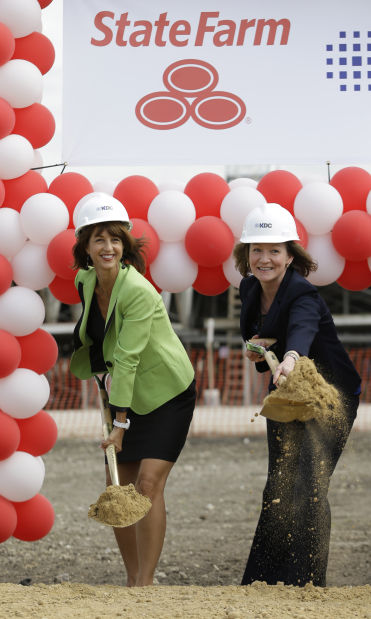 Laura Maczka, Mary Crego
