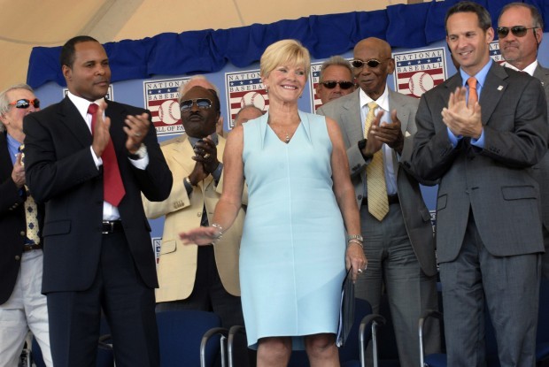 Ron Santo's wife at induction: It just feels right