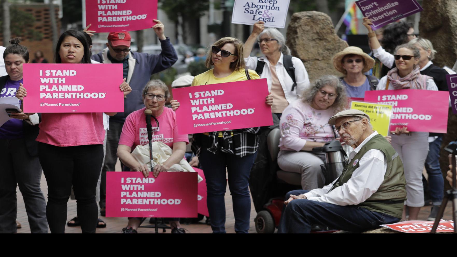 Planned Parenthood Launches Plan To Protect Abortion Access Illinois Has Key Role State And Regional Pantagraph Com