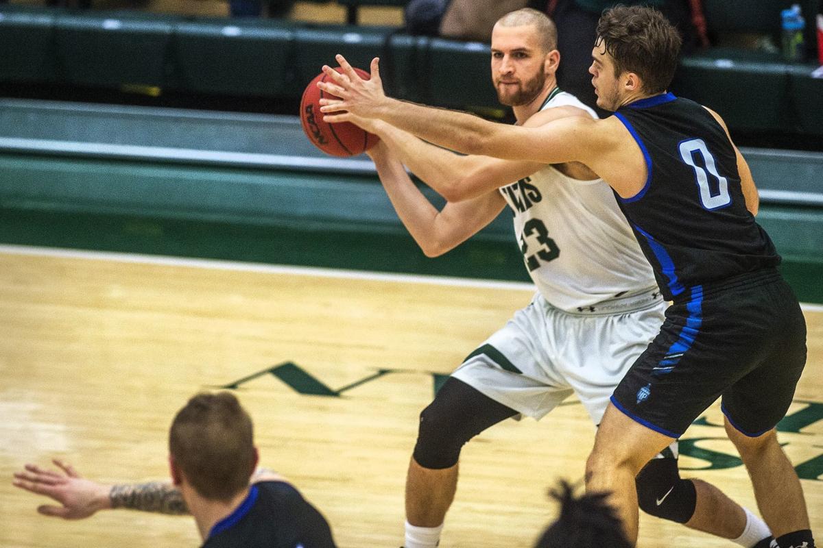 Today S Events Illinois Wesleyan At Home Illinois State On Road