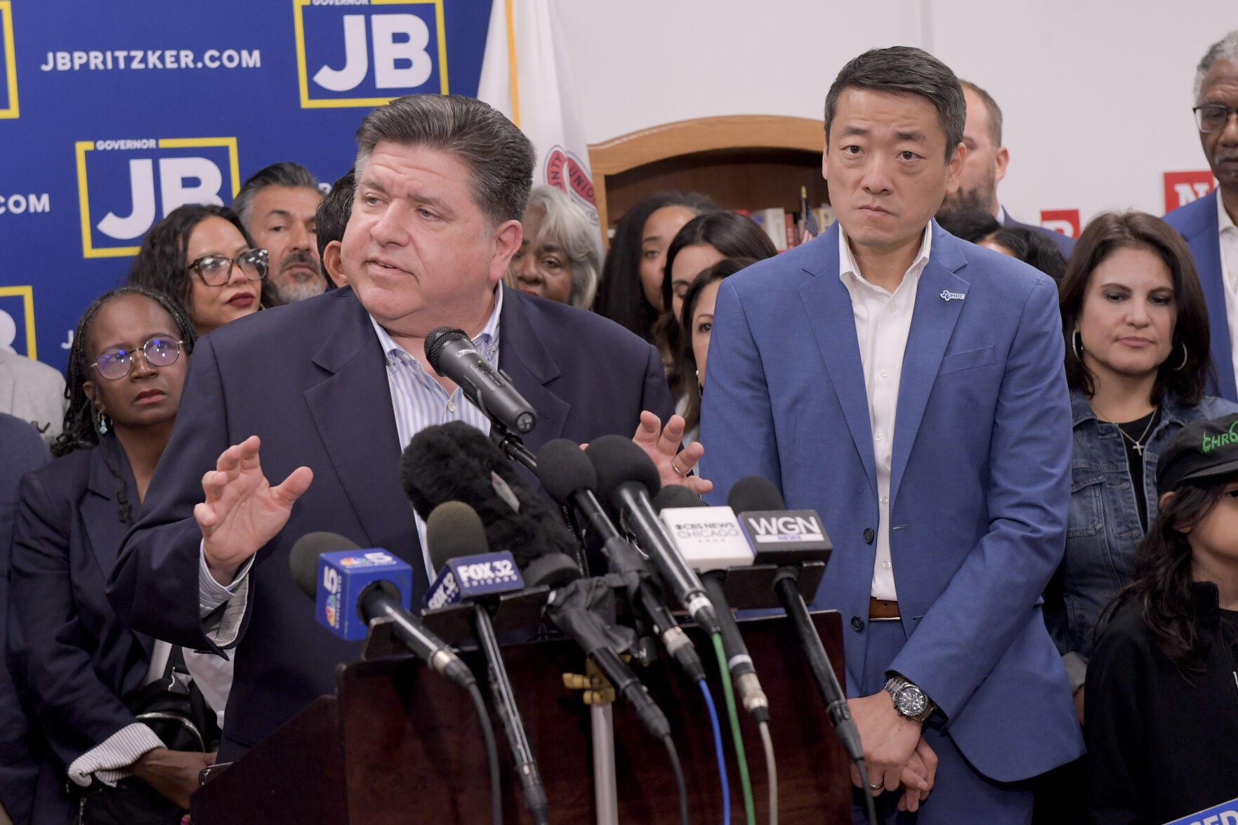 Texas Dems flee to Illinois to block redistricting vote