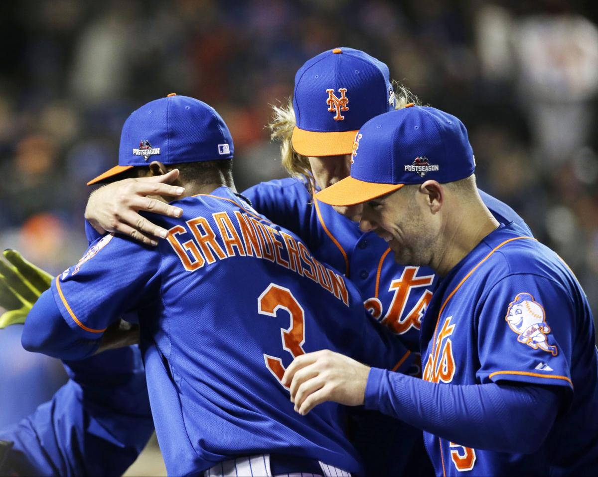 Photos Cubs vs. Mets, NLCS Game 2 Baseball
