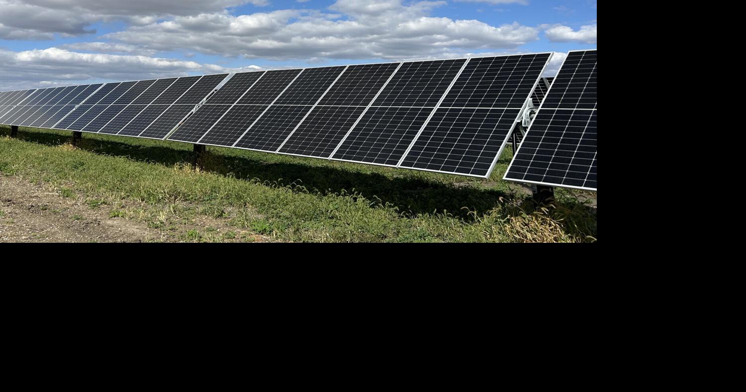 Earthrise Energy unveils solar project in Gibson City