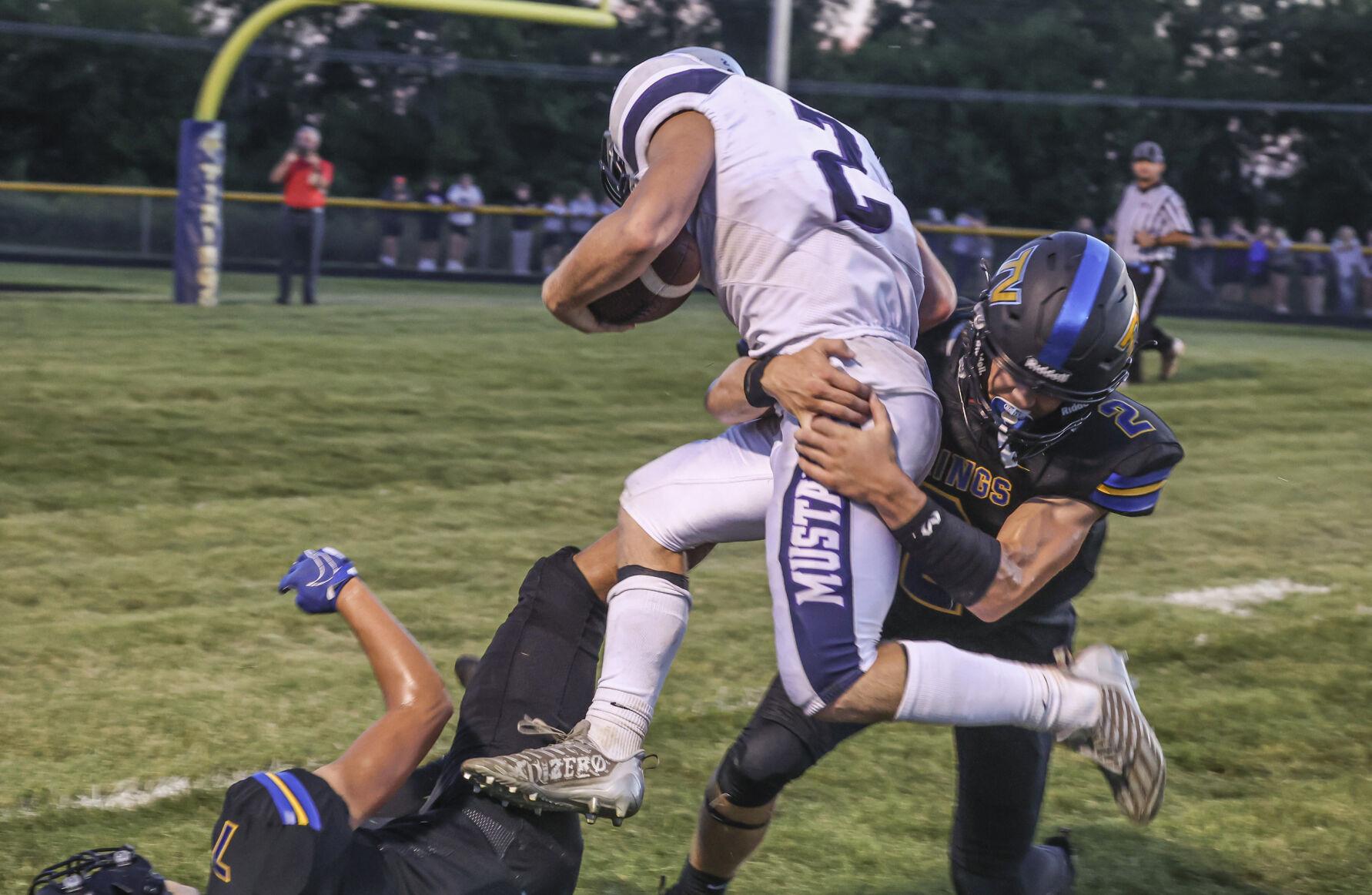 RidgeviewLexington rides Kaden Farrell late to post comeback win