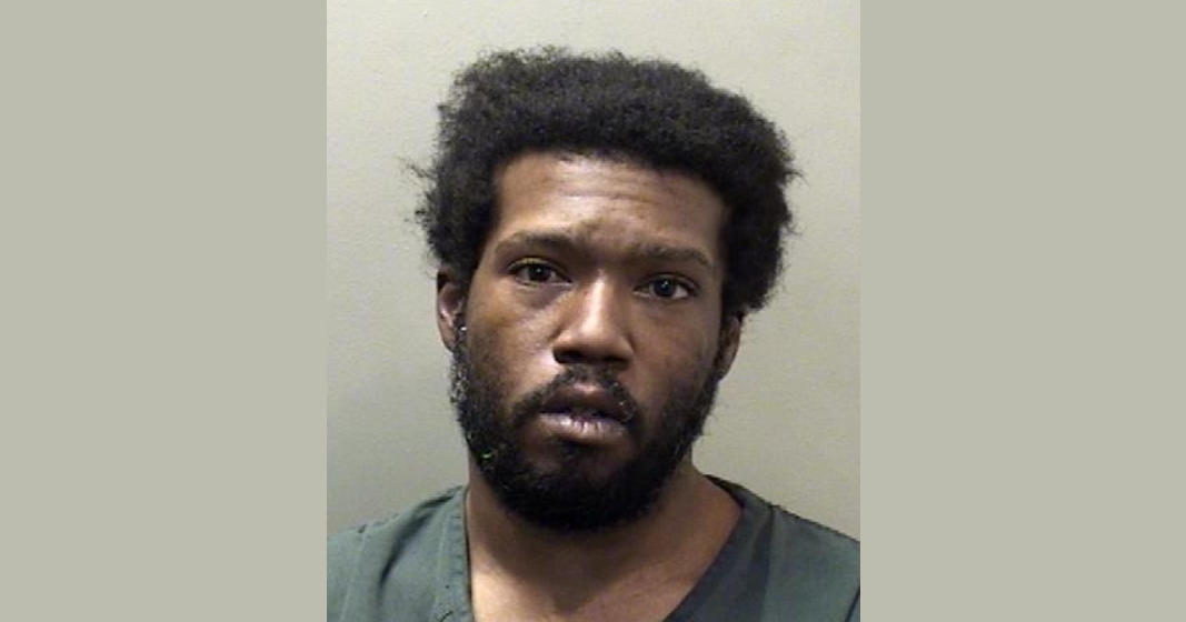 Bloomington man detained on stabbing, arson charges