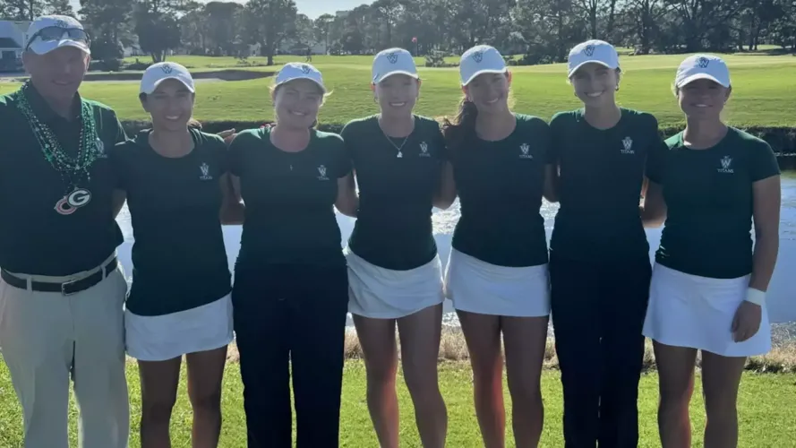 Women’s Golf Claims Fourth at Golfweek October Classic