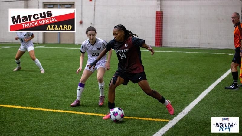 Williams' Early Goal Lifts RedHawks to Season-Opening Victory