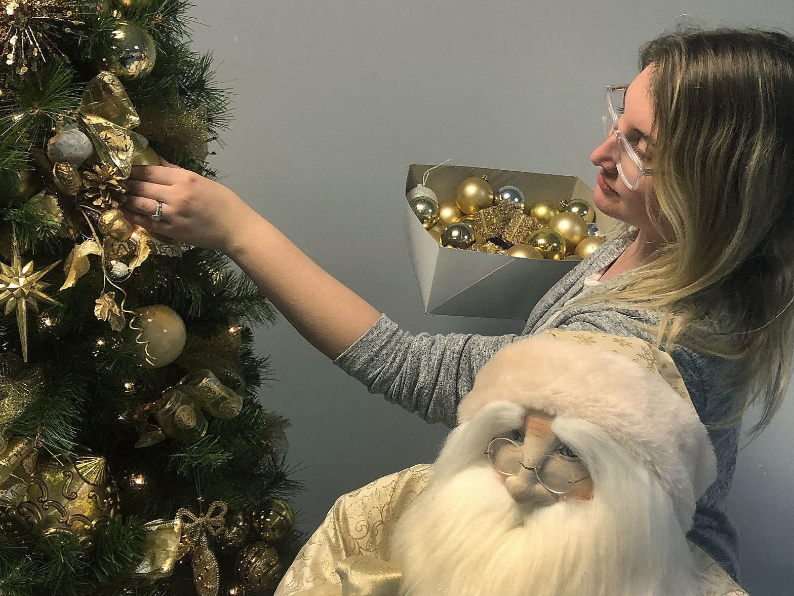 Will There Be A Festival Of Trees This Year How Organizers Have Adapted Local News Pantagraph Com Festival Of Trees Bloomington Il 2022