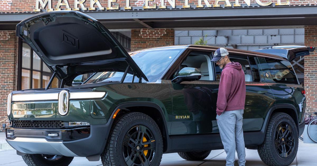 Rivian raises annual production target due to manufacturing momentum