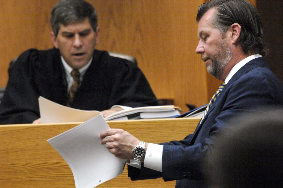 Zimmerman lawyer State should not get investigator's notes