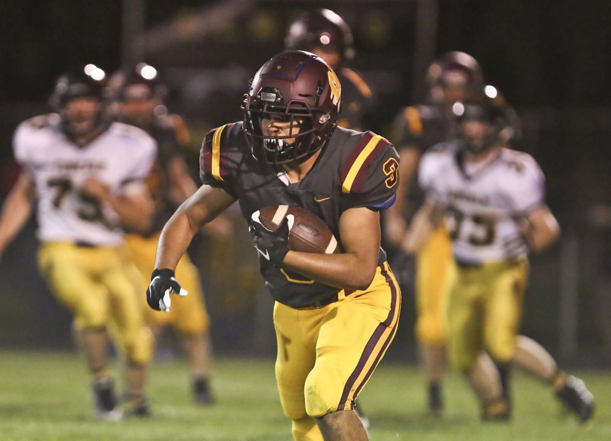 Football Fever 2019 Area Preview Experienced Clinton Aiming High
