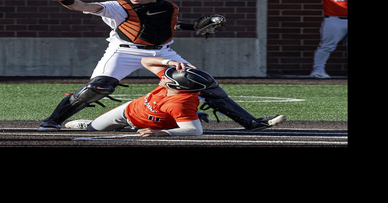 Sectional baseball: Normal Community falls; U High, Lexington, Tremont, GCMS all advance