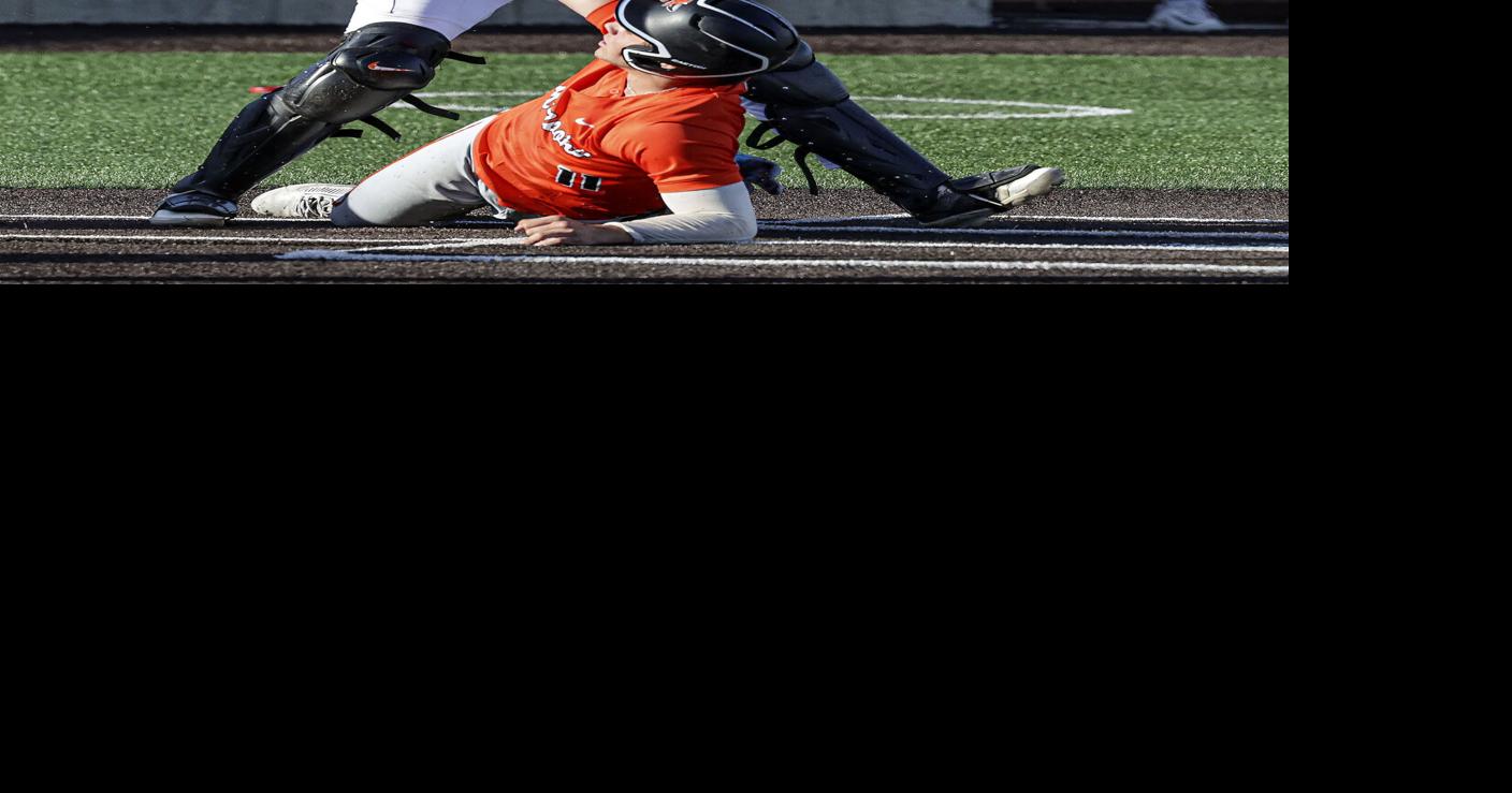 Sectional baseball: Normal Community falls; U High, Lexington, Tremont, GCMS all advance