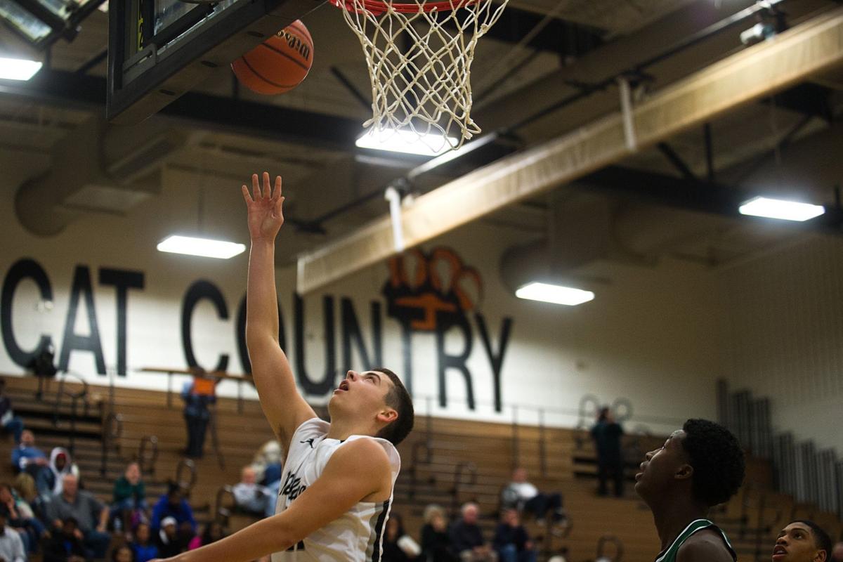 Peoria Richwoods Runs Past Normal West High School Basketball Pantagraph Com