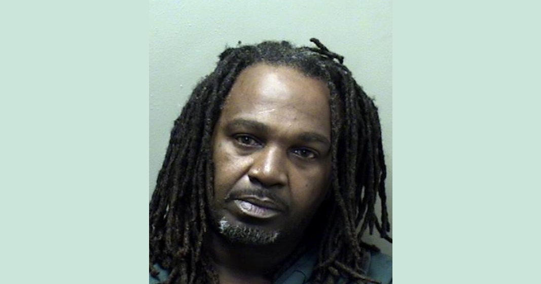 Springfield man accused of tossing firearms after Interstate 55 crash near Towanda