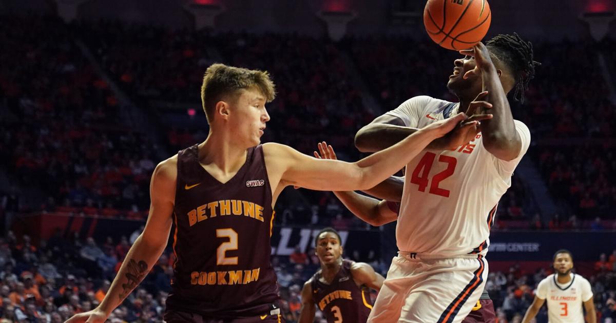 Pair of new starters in Dainja Dainja and Sencire Harris give Illinois ...