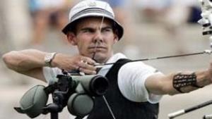 Central Illinois Olympian Vic Wunderle falls in archery quarterfinals