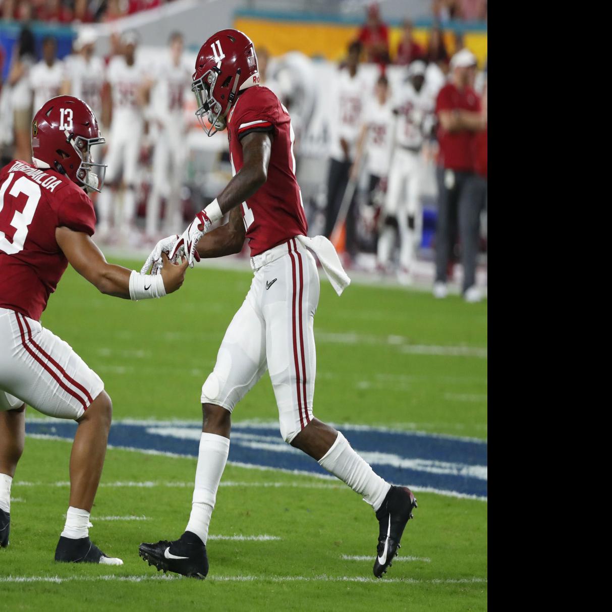 No 1 Alabama Tops No 4 Oklahoma To Advance To Title Game