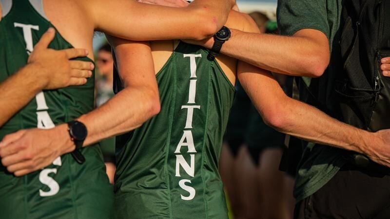 Cross Country Opens Season at Wheaton