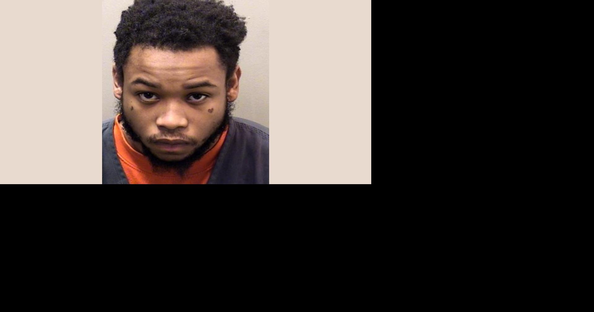 Joliet man detained on battery, weapon charges in McLean County